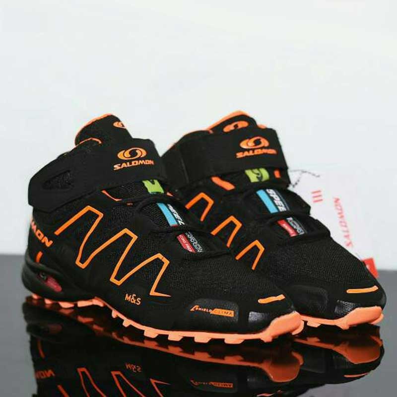 kasut hiking salomon