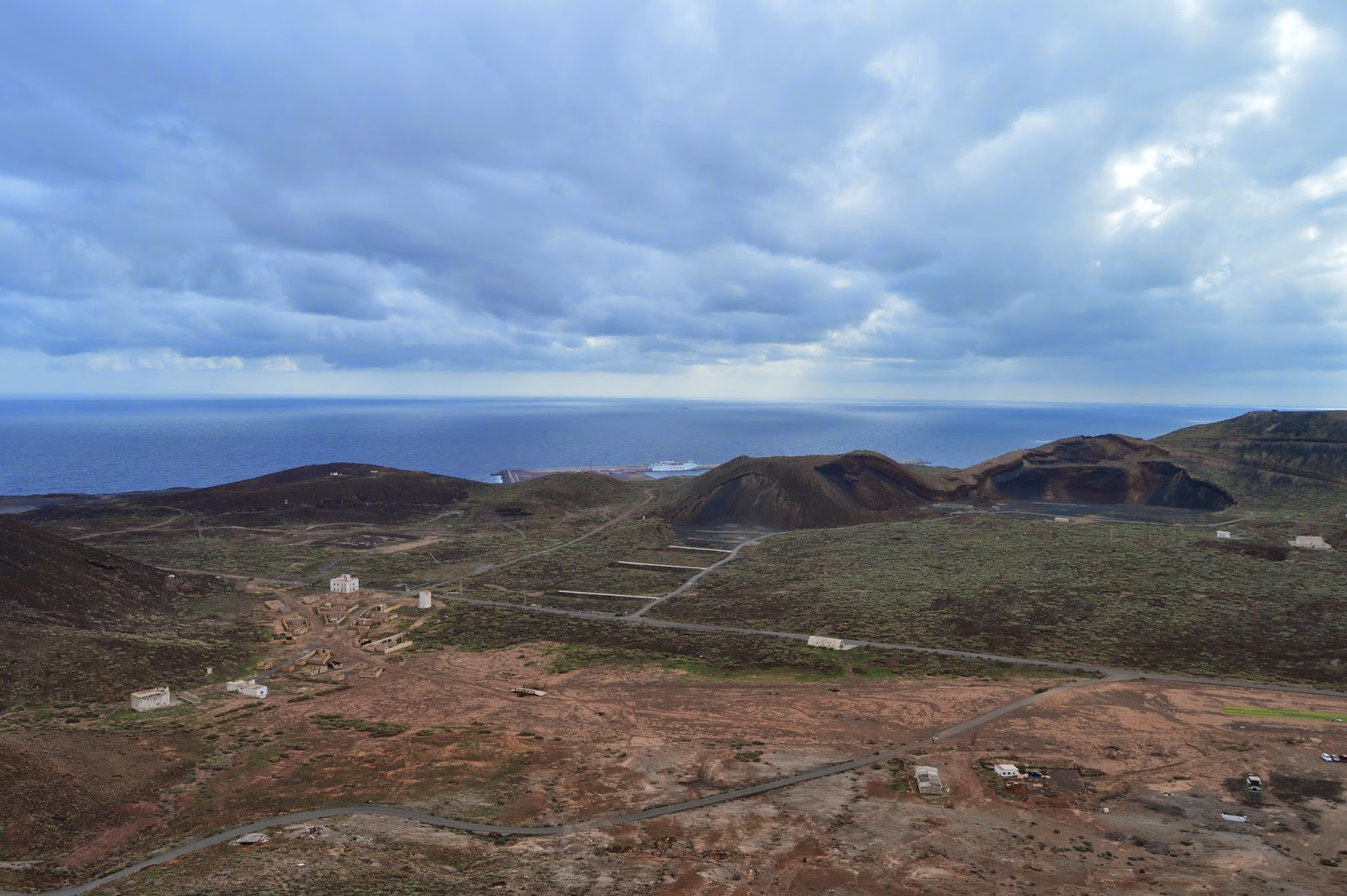 Zona protegida La Isleta. Parajes naturales y yacimientos arqueológicos