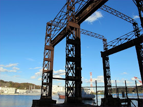 The gantry crane at Nagaura Port before it was scrapped.
