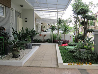 Jasa Tukang Taman minimalis murah,  Taman gaya Bali,  Taman kering, Taman halaman depan Taman rumah halaman belakang Taman pinggir kolam renang