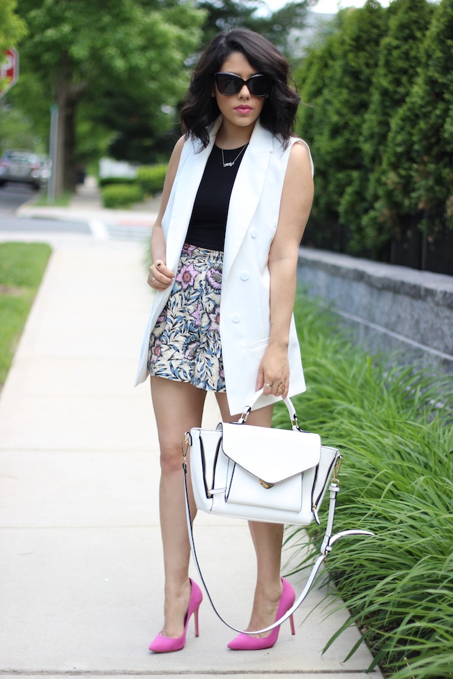 White, Floral & A Pop Of Pink | A LOVE AFFAIR WITH FASHION | Bloglovin'