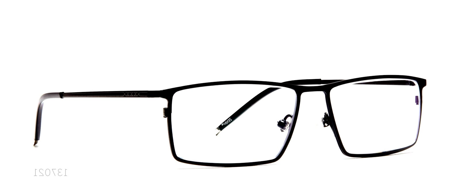 Bentuk Kacamata Untuk Wajah Bulat Dan Hidung Pesek Plaza