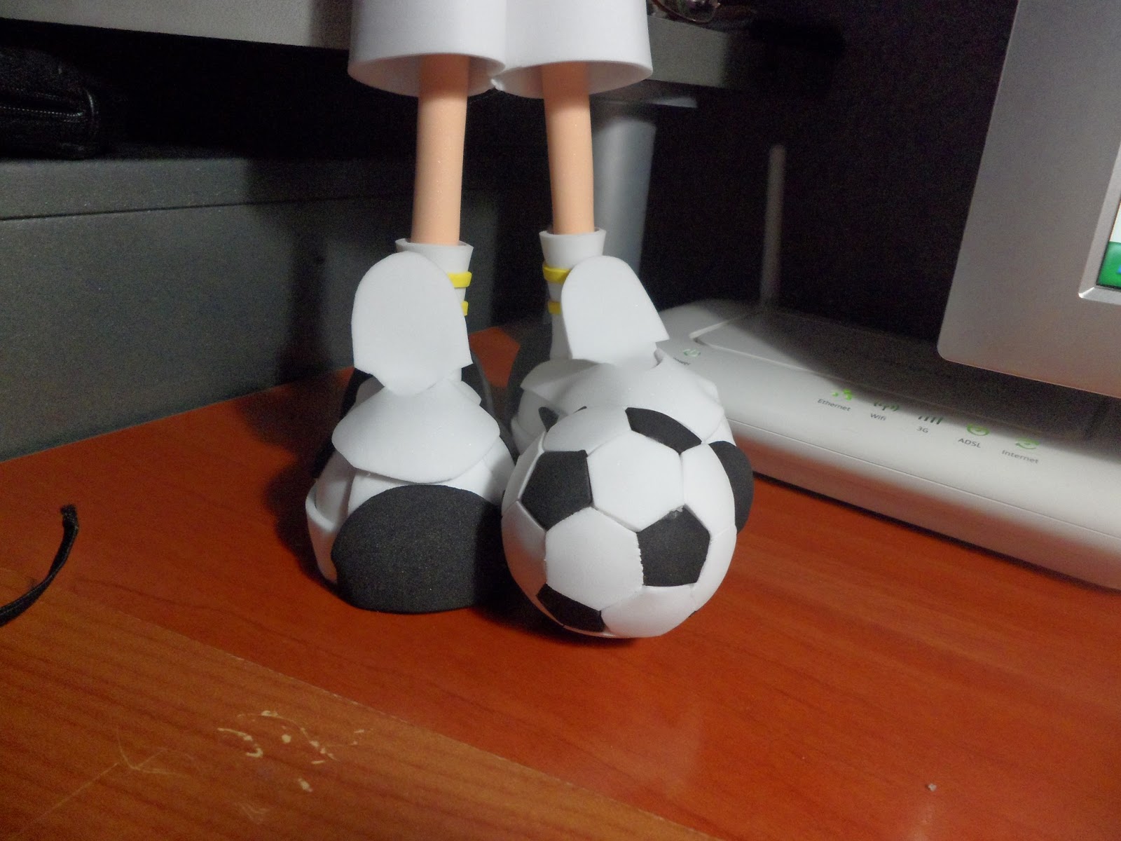 .MIS MANUALIDADES BALÓN DE FÚTBOL DE GOMA EVA