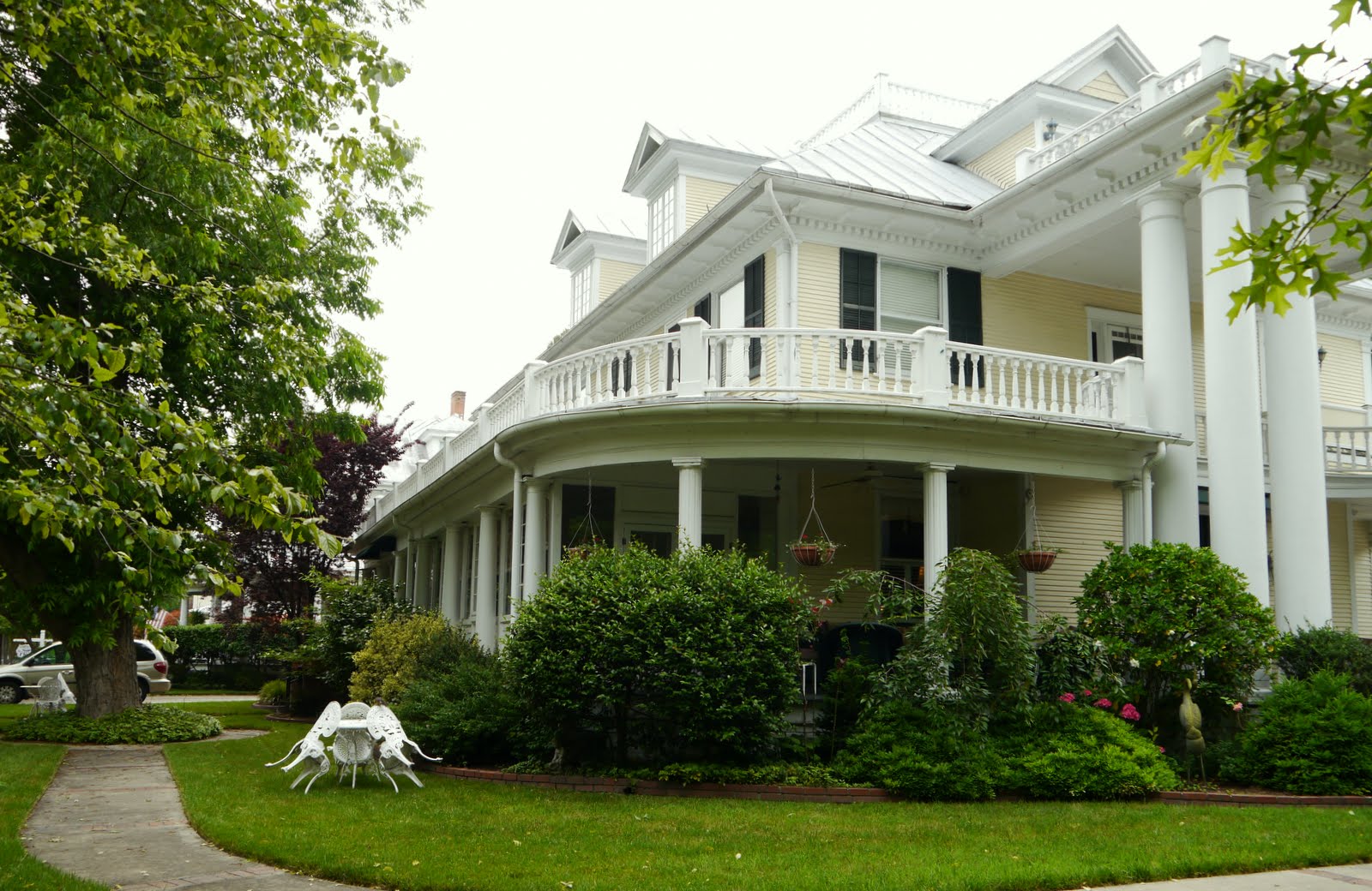 My postcard Granville Queen Inn in Edenton