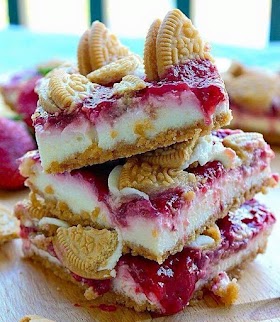 Golden Oreo Strawberry Cheesecake Bars