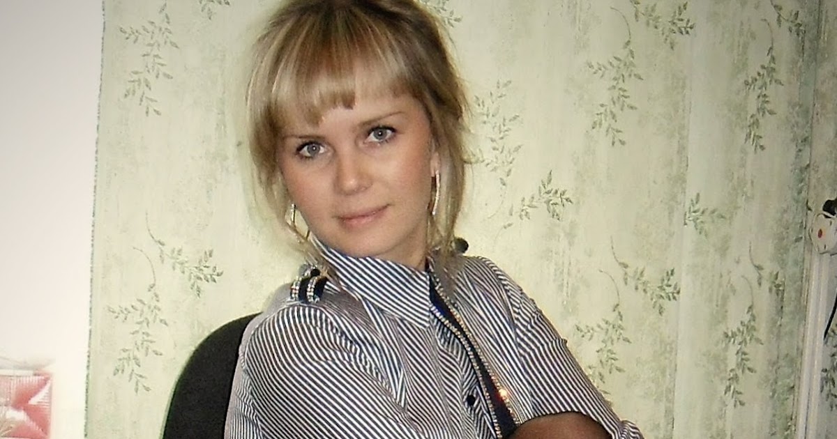 Vkdamochki Cute Amateur Blonde In Striped Shirt And