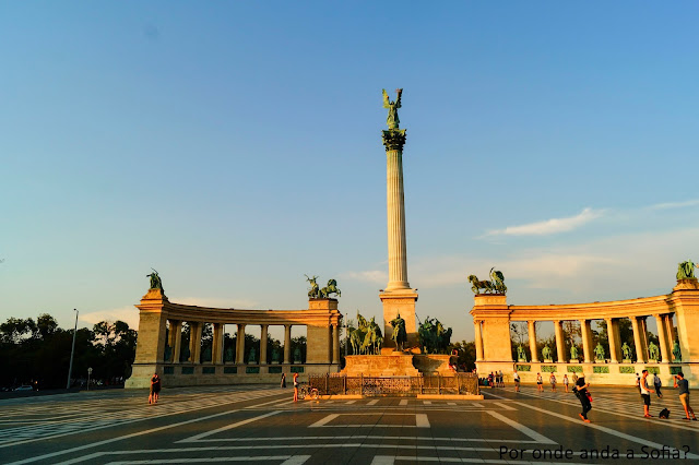 Praça dos Herois Hösök