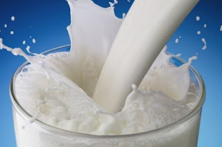 Central realiza análisis de leche en instituciones que reciben la Merienda Escolar
