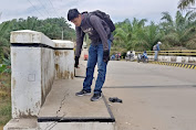 Sebulan Usai 'Dilaunching', Jembatan Sungai Sambiyo Sudah Retak