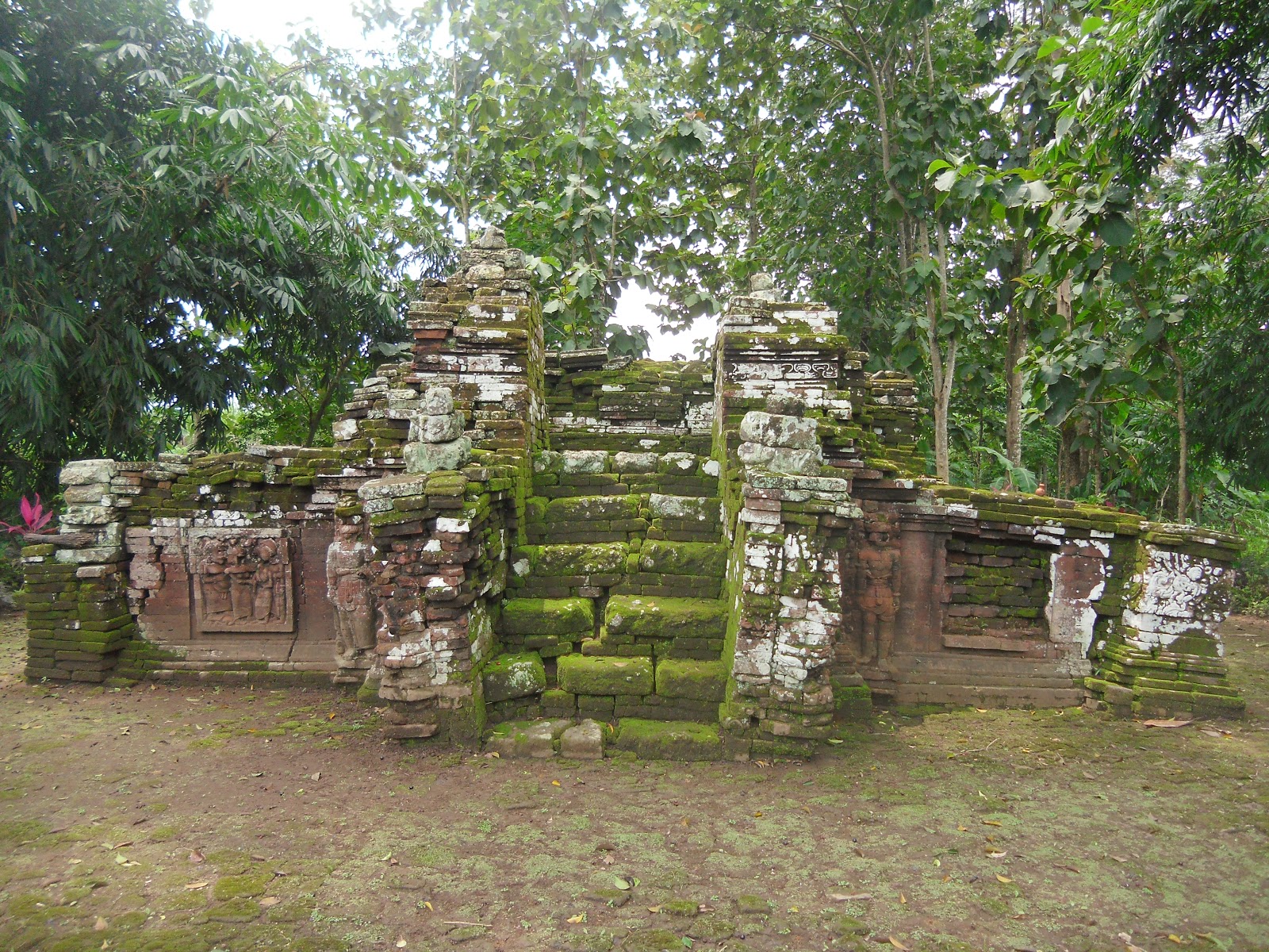 Gambar Sejarah Candi Angling Dharma Mirigambar Penuh Pesona Budi Berada
