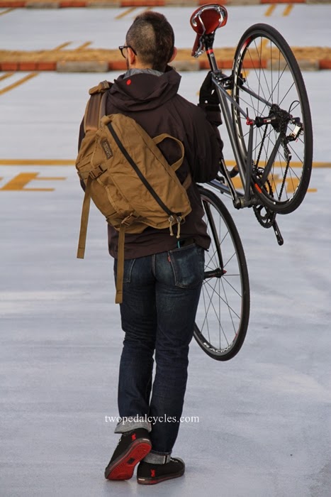 ミステリーランチ 人気のメッセンジャーバッグ | TWOPEDAL (ツーペダル)