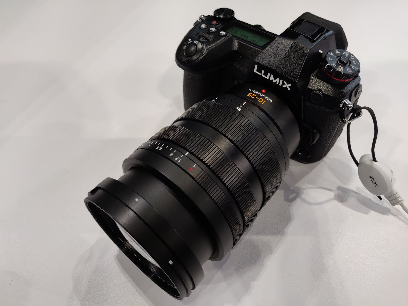 Panasonic Leica DG Vario-Summilux 10-25mm f/1.7 Asph.