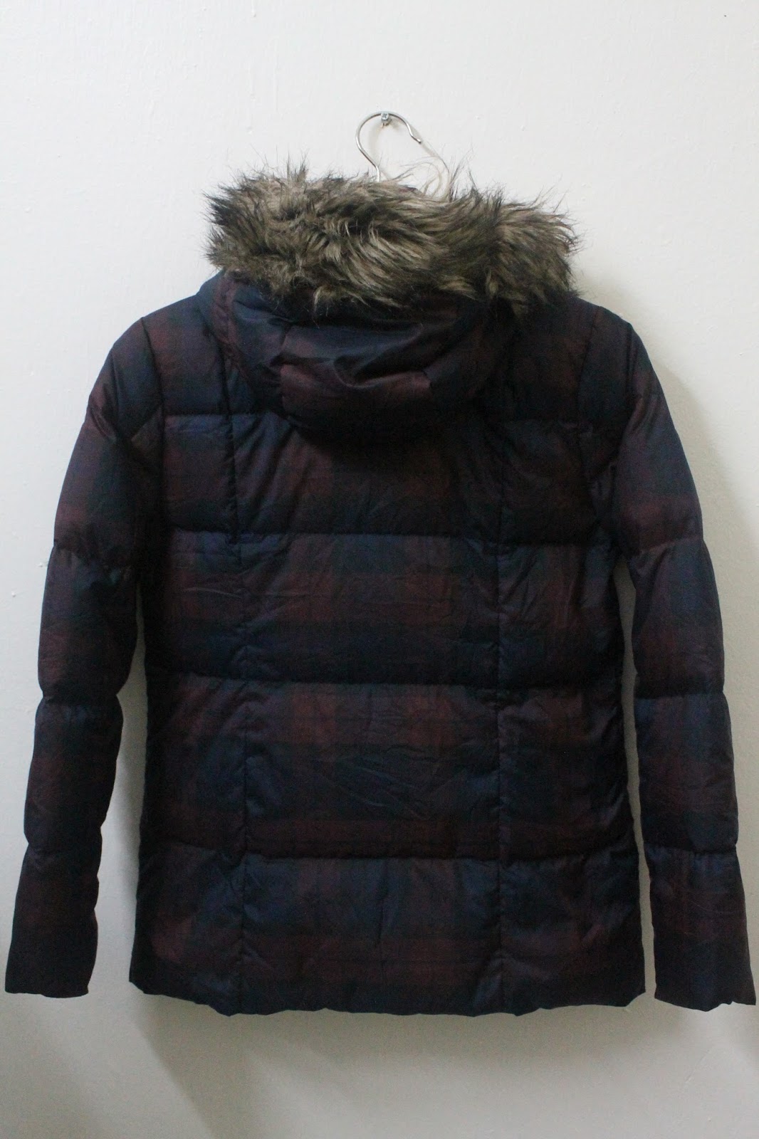 BUNDLEBARANGBAEK: Original UNIQLO Winter Hoodie Jacket ( SOLD OUT )