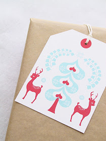 It's Written on the Wall: Freebie We've Found over 200 Free Christmas