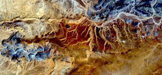 tribute to Turner, Petrified lightning storm, allegory in the African desert, abstract landscapes from the air from the deserts of Africa, Surreal, Collection of Abstract Naturalism Munimara, aerial photos, water and wind erosion, optical illusions, different ideas for advertising, design for artists., land from the air, stone art, munimara photos, fantasy forms of stone and colors in the desert, aerial, yellow, composition, land, stone yellow, sand river, land texture,