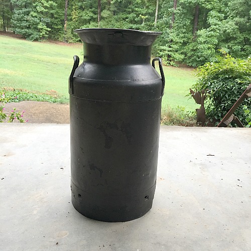 Artsy VaVa Milk Can Table