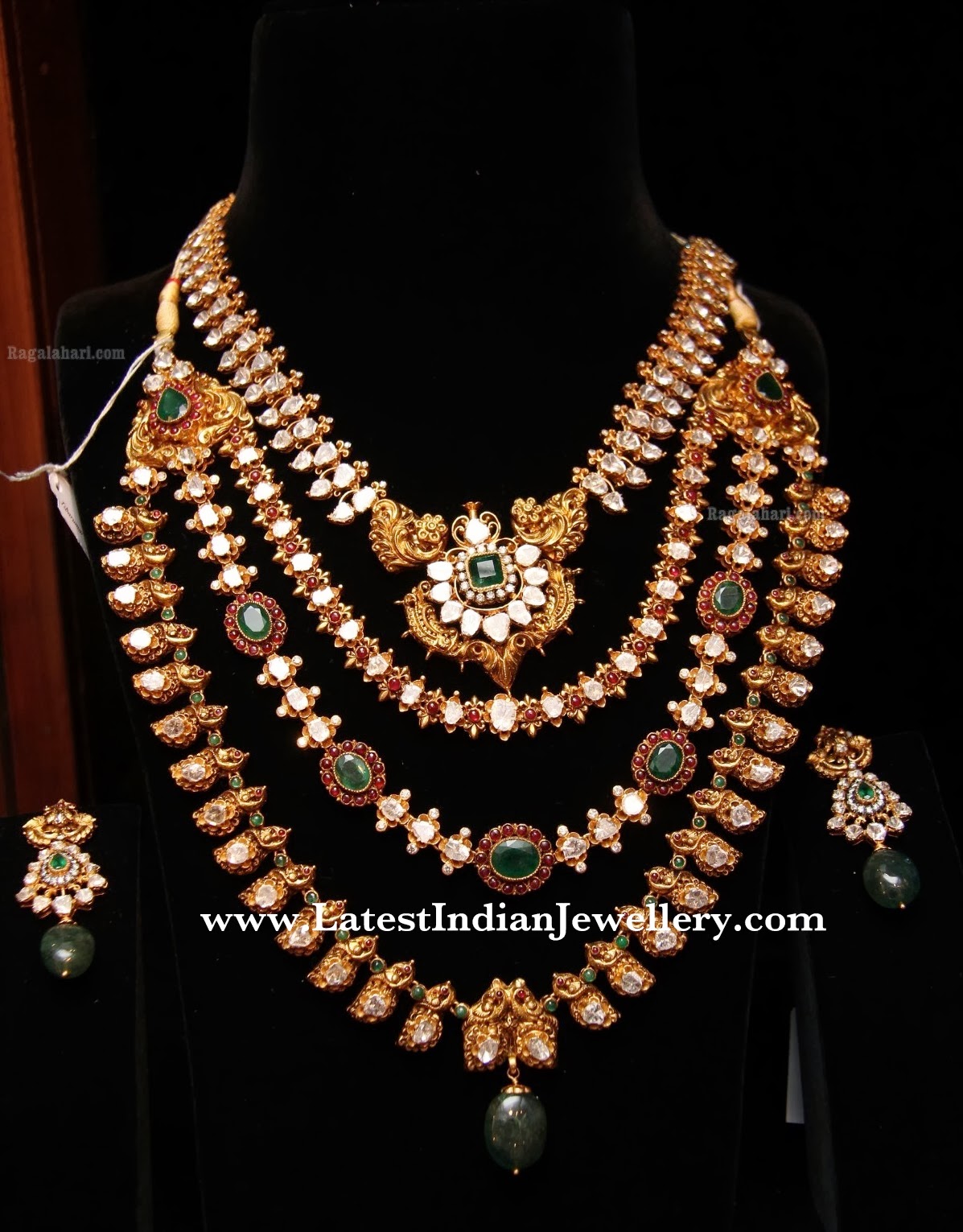 Multi Purpose Pachi Diamond Traditional Jewellery Set Latest Indian