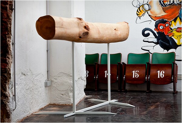 iTree - iPhone and iPod music dock