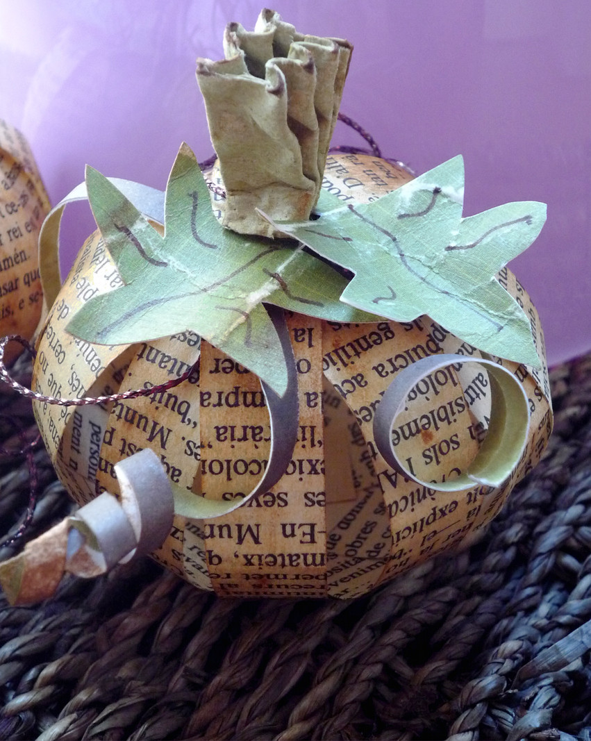 Jane Gonzalez : Calabazas de papel