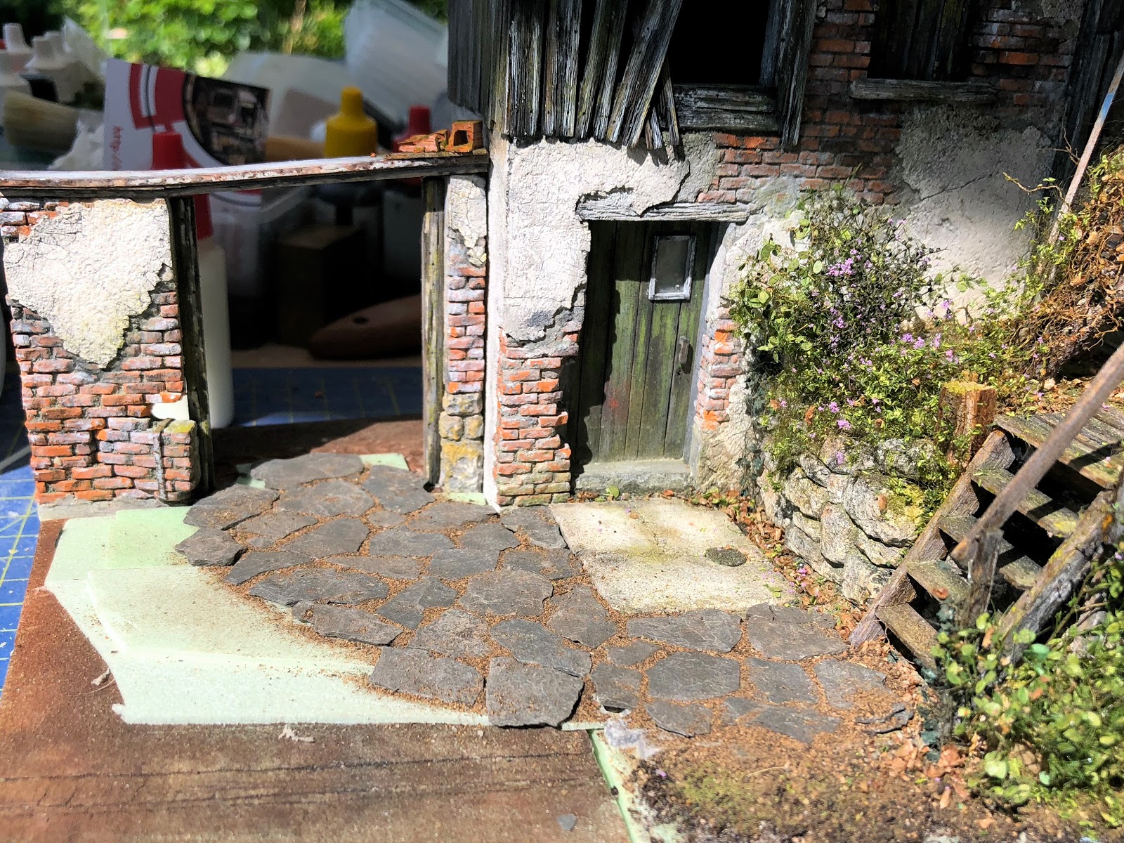 Vom Leben gezeichnet – von Marcel Ackle gebaut: Mauer mit Türe (Part 20)