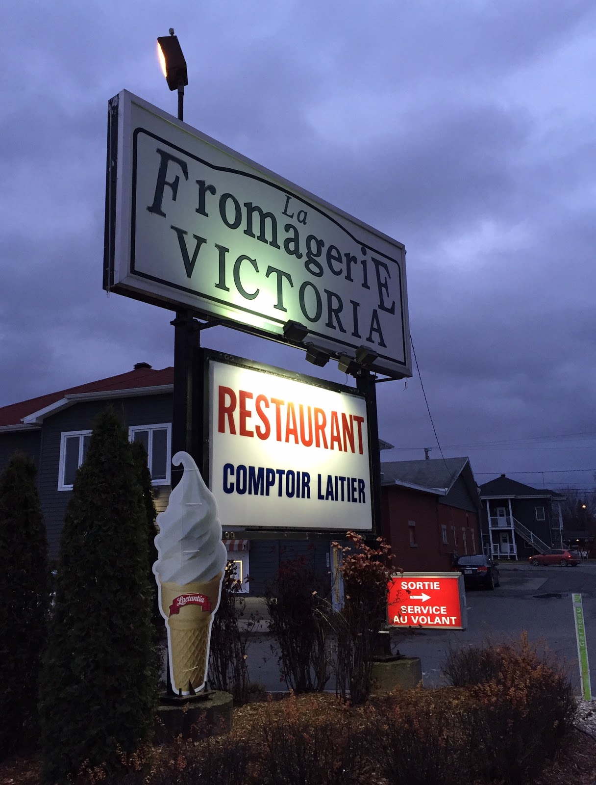 Poutine From Fromagerie Victoria / Fromagerie Victoriaのプーティン ~ I'm Made ...