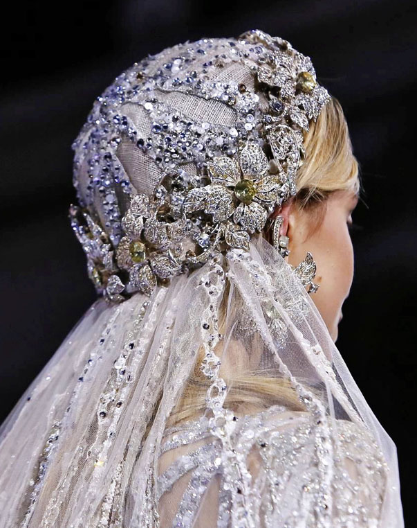 Haute Couture; Elie Saab throwback to Paris in the 1920s