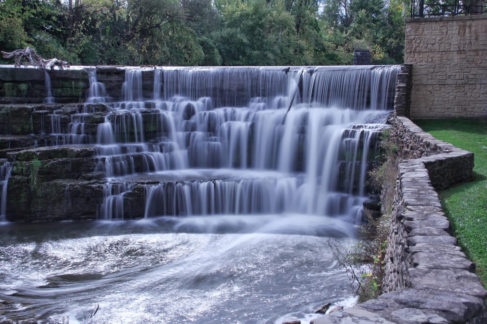Photos by Stan Honeoye Falls' Upper Falls