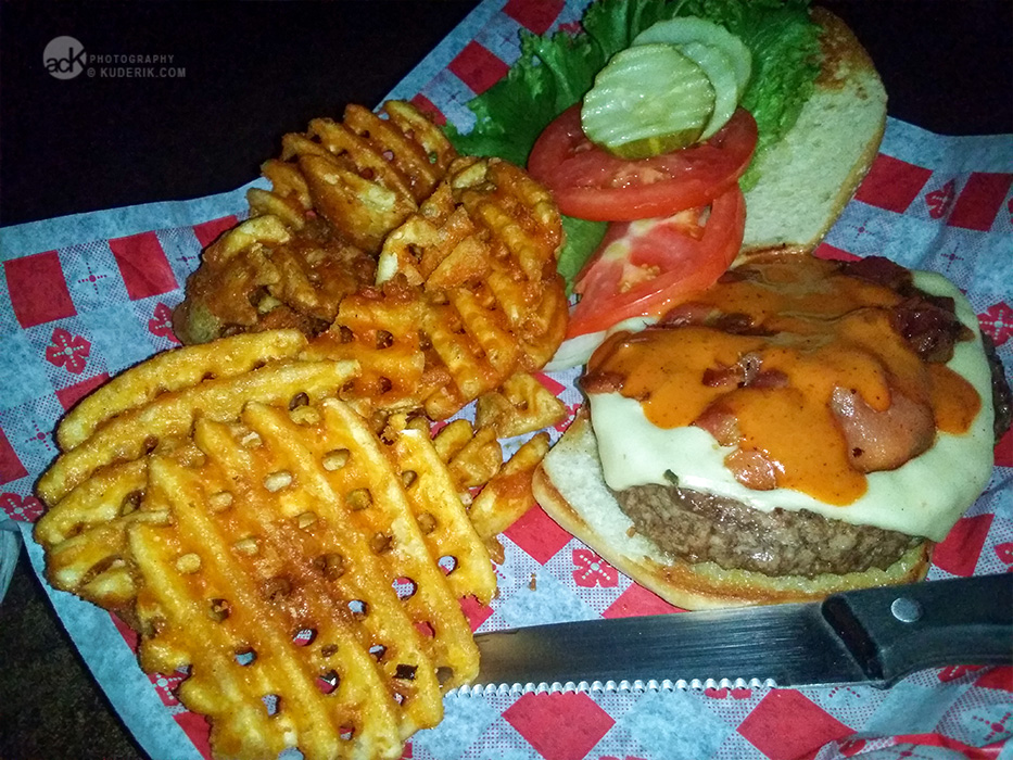 Great Burger Place Solberg’s Greenleaf Sports Bar Iron Mountain, MI