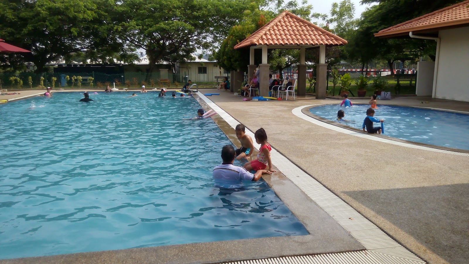 jee_z blogs: Mandi kolam di Cyberjaya