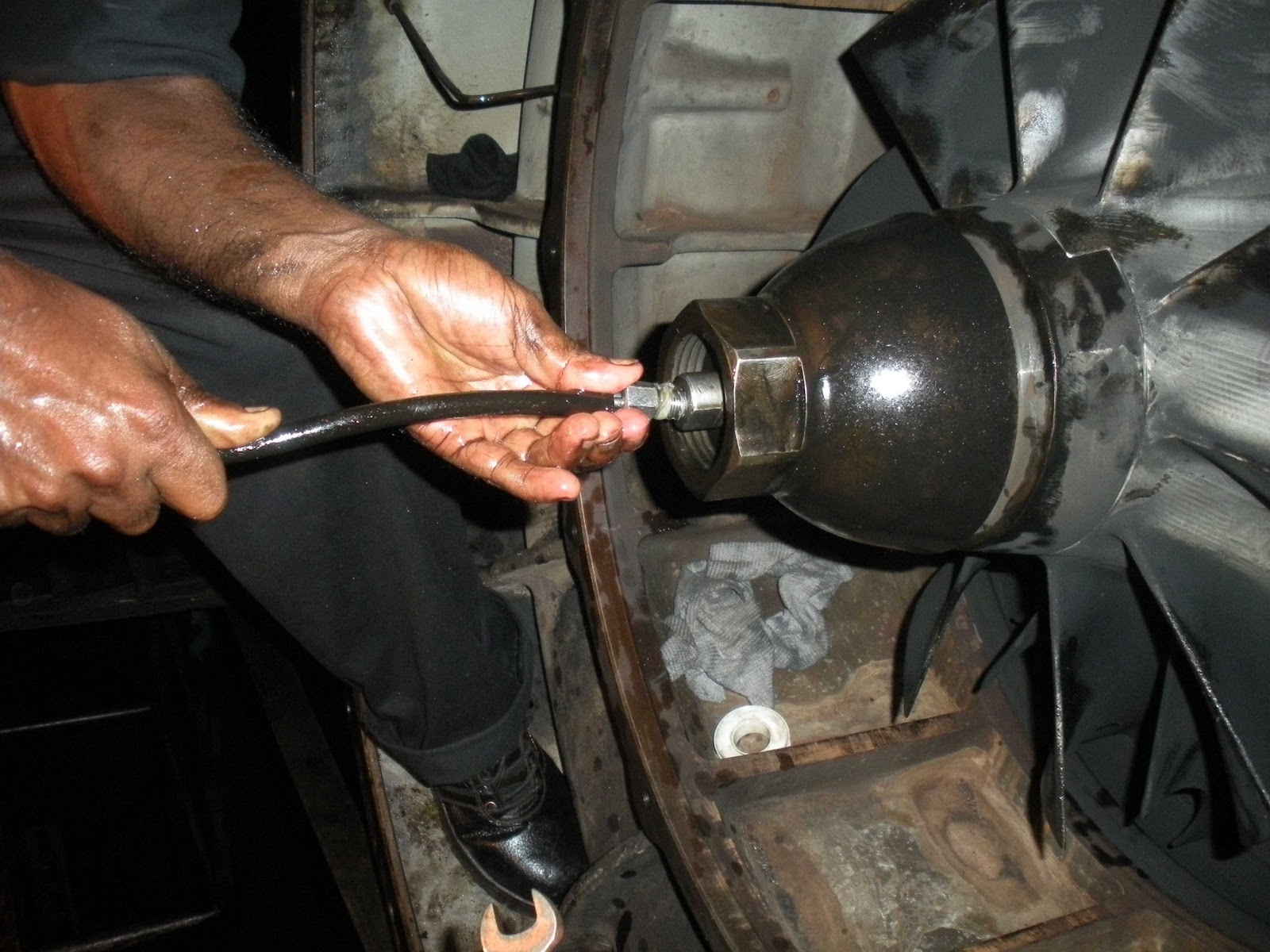 Removal of Compressor WheelMAN B&W NA 57 Turbocharger HFO POWER PLANT