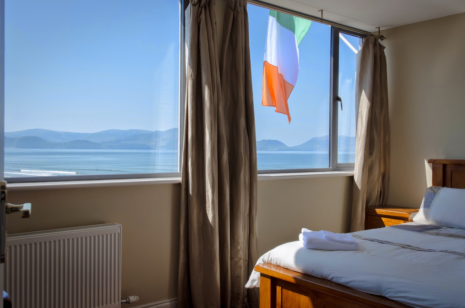 The Strand To The Strand Inch Beach