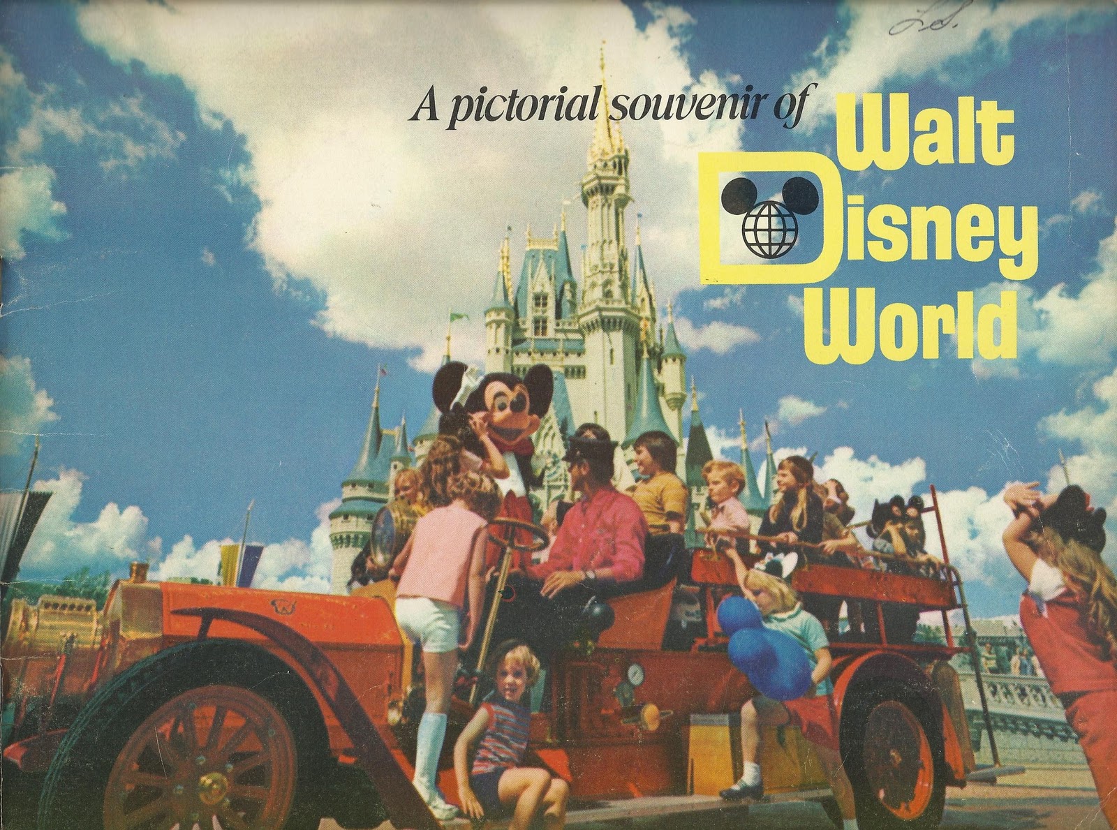 Disney Vacation Kingdom Walt Disney World 1972 Pictorial Souvenir disney-vacation-kingdom-walt-disney-world-1972-pictorial-souvenir