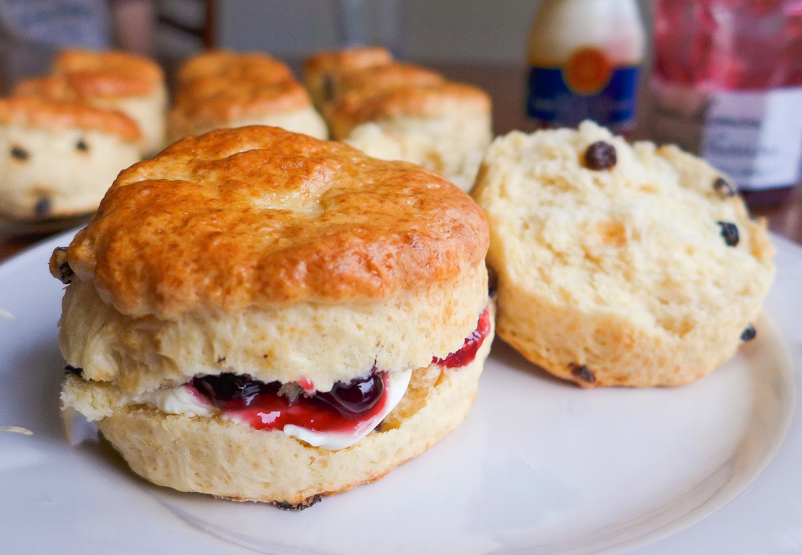 Dimples Delights Classic British Scones With Currants