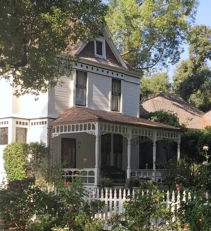 Little Farmstead A Southern California Victorian Farmhouse Tour {My