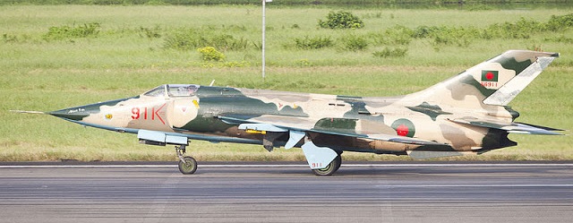 NANCHANG Q-5, ATAQUE FRONTAL. Audio