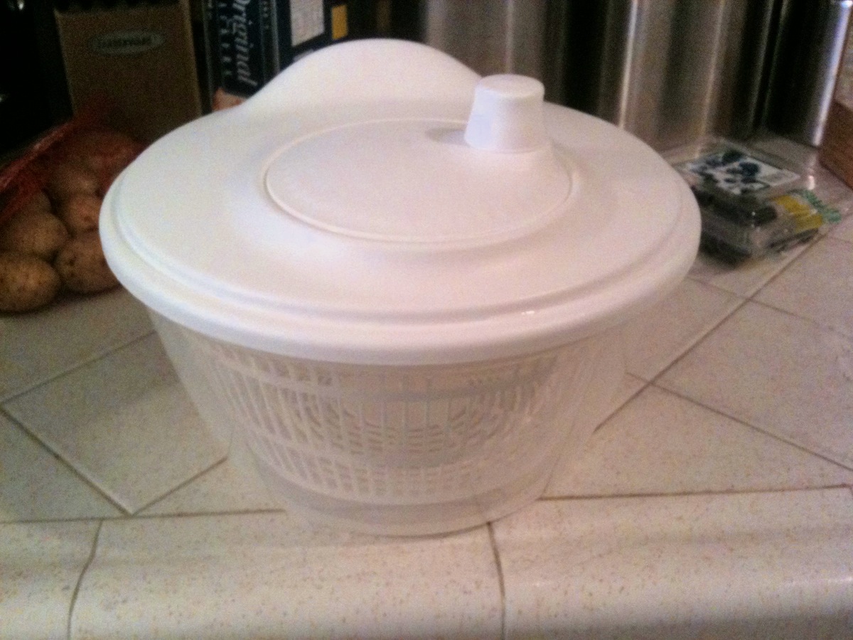 Ode to Baking Product Review Salad Spinner!
