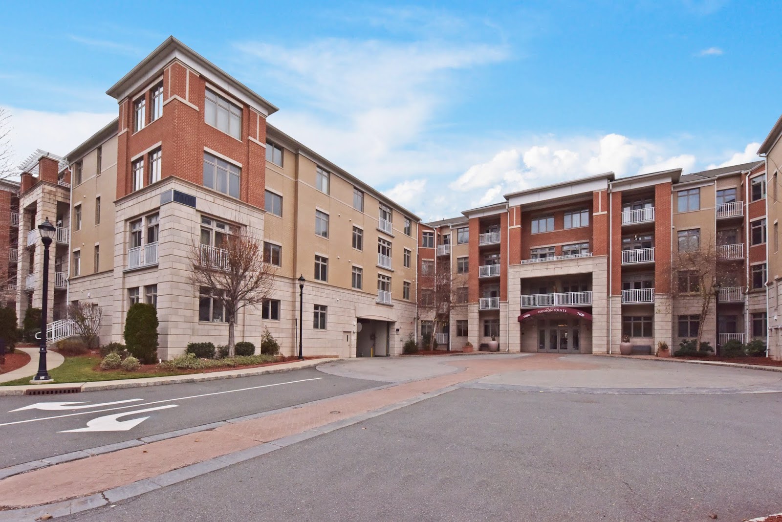 Hudson Riverfront New Jersey Real Estate and Bergen County Luxury Homes