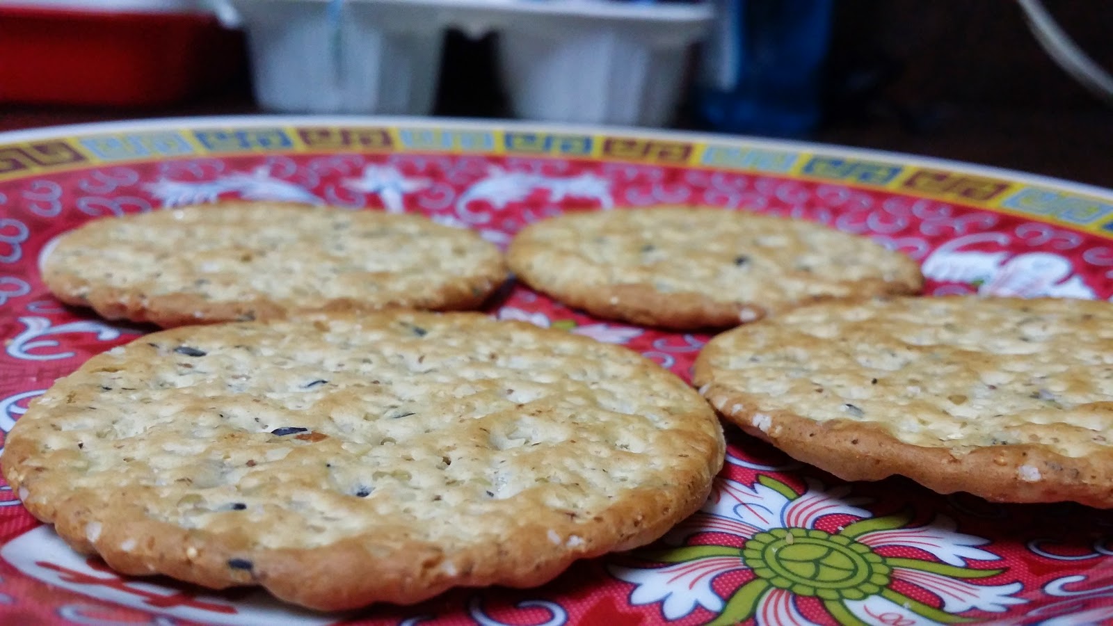 CRACKERS WITH GARLIC & HERB GOURNAY CHEESE TOPPED WITH TOMATOES AND