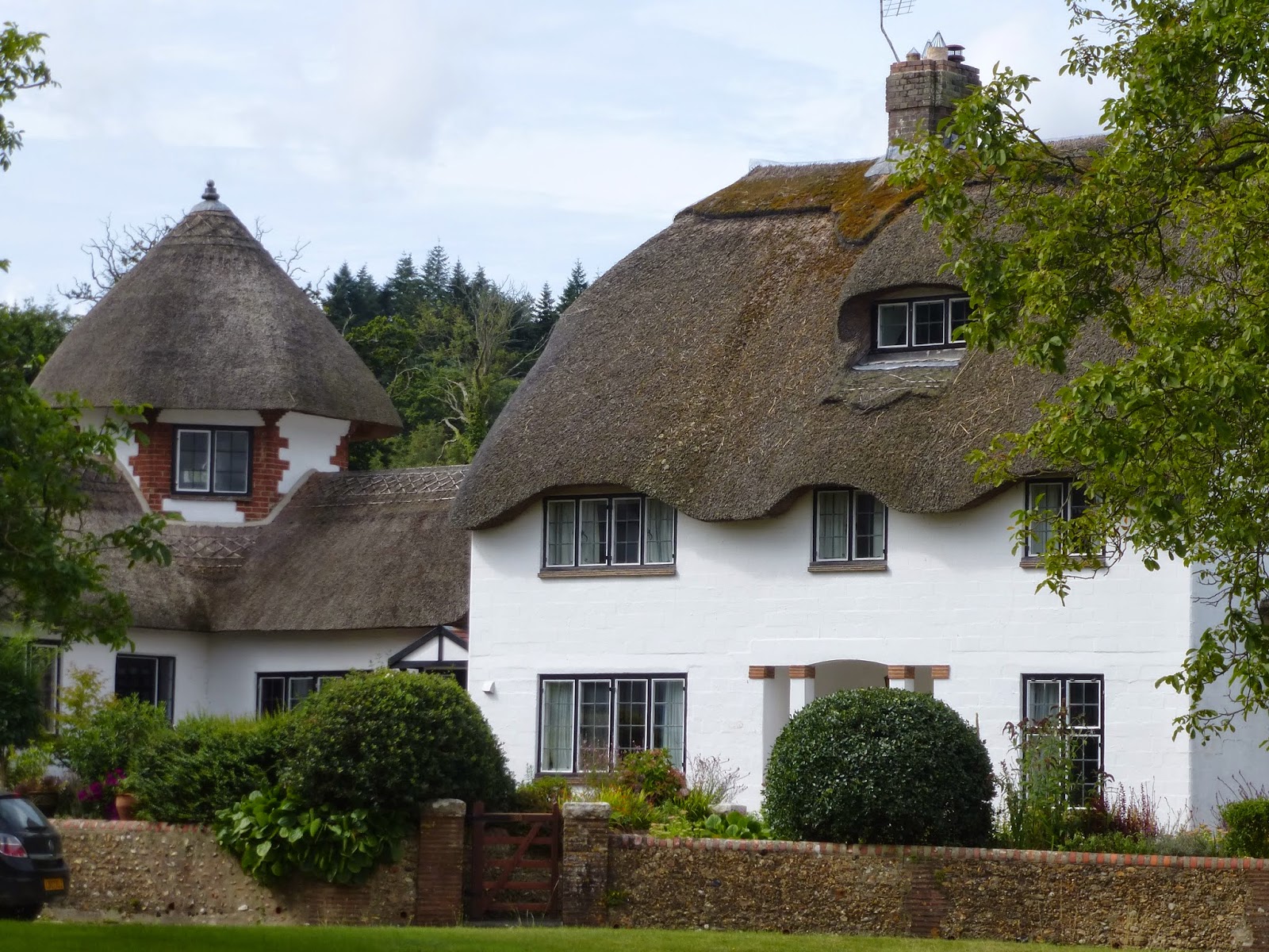 Briantspuddle a unique Dorset village