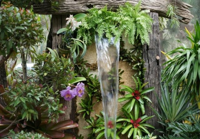Wonderful Simple Backyard Water Feature Ideas