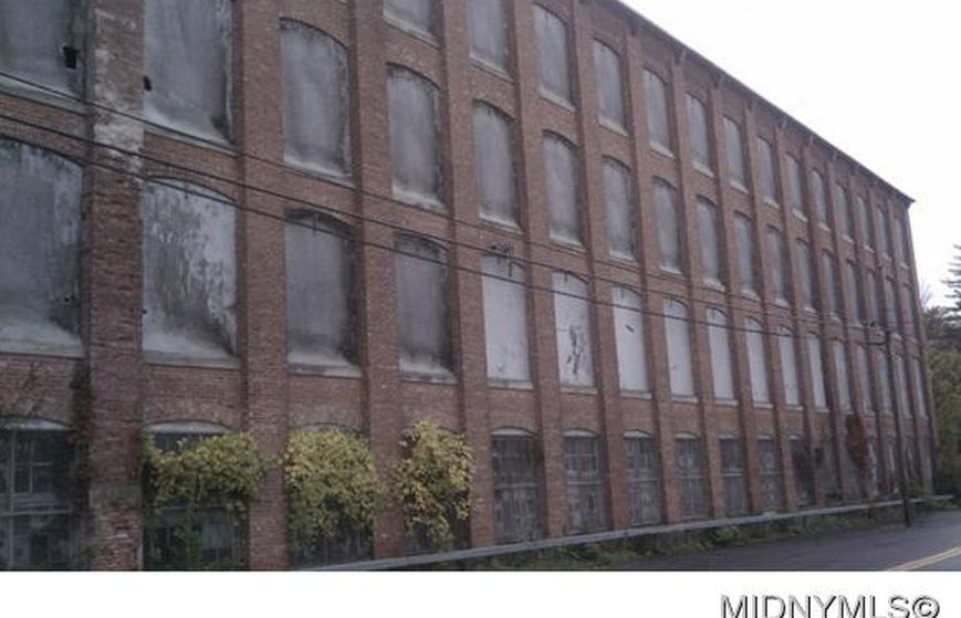 From City to Suburbia 1 Main St Clark Mills, NY 13321