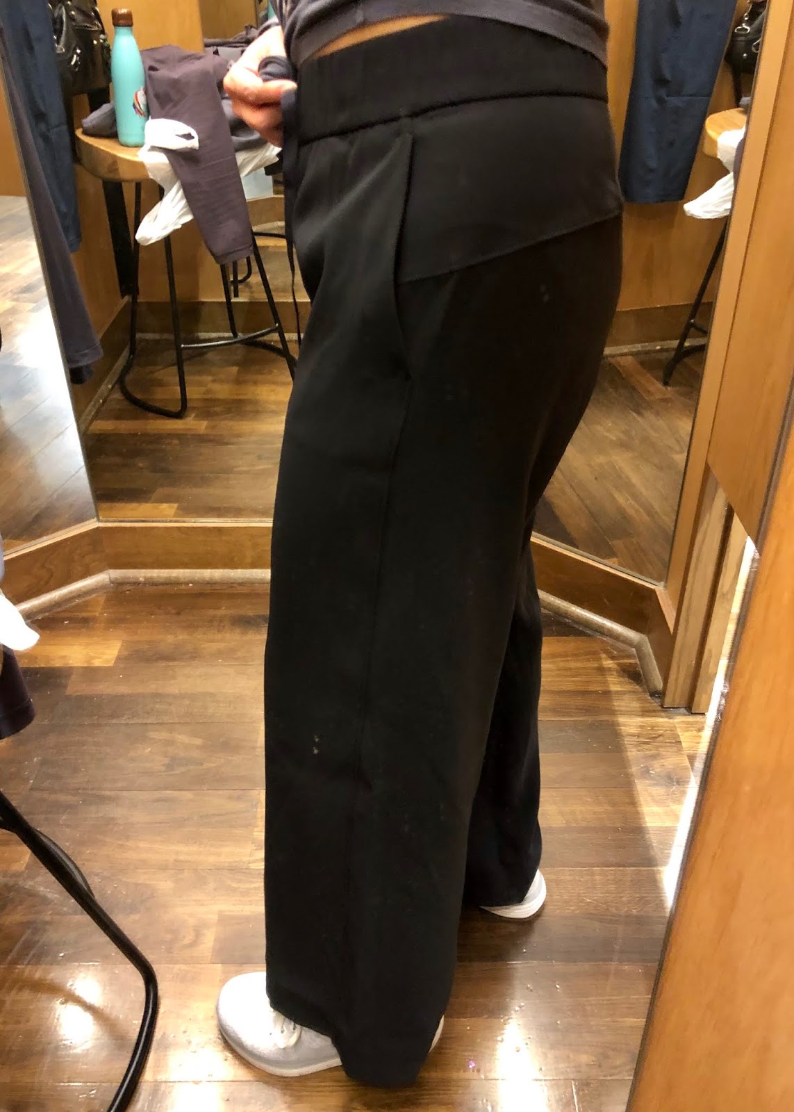 Fit Review Friday! On The Fly 7/8 Wide Leg Pant Woven & Wanderer Crop