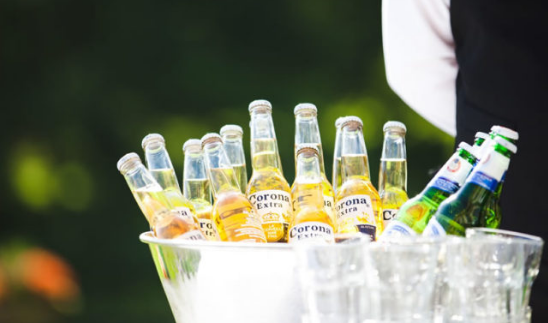 Why You Should Have a BBQ At Your Summer Wedding Why You Should Have a BBQ At Your Summer Wedding