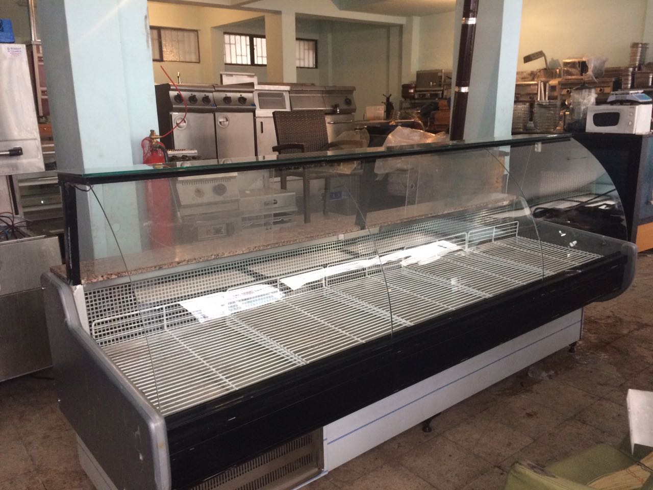 Camli Teshir Dolaplari Bombeli Teshir Dolaplari Duz Camli Teshir Dolaplari