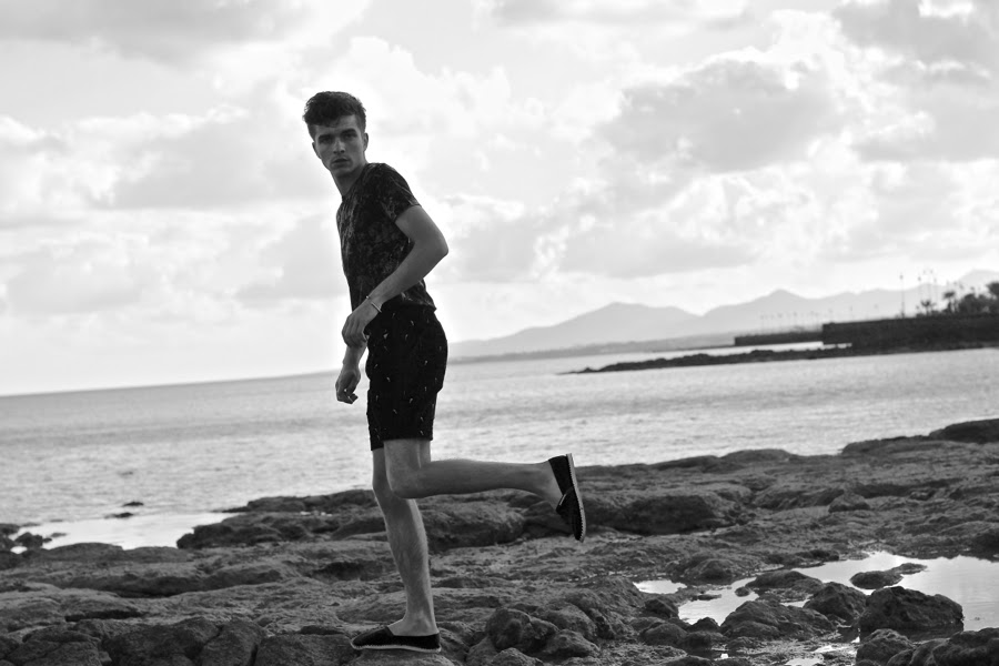 BLOG MODE HOMME PREPPY DANDY CONSEIL STYLE PARIS ELEGANCE TENDANCE JEUNE canaries BLOG MODE HOMME PREPPY DANDY CONSEIL STYLE PARIS ELEGANCE TENDANCE JEUNE canaries