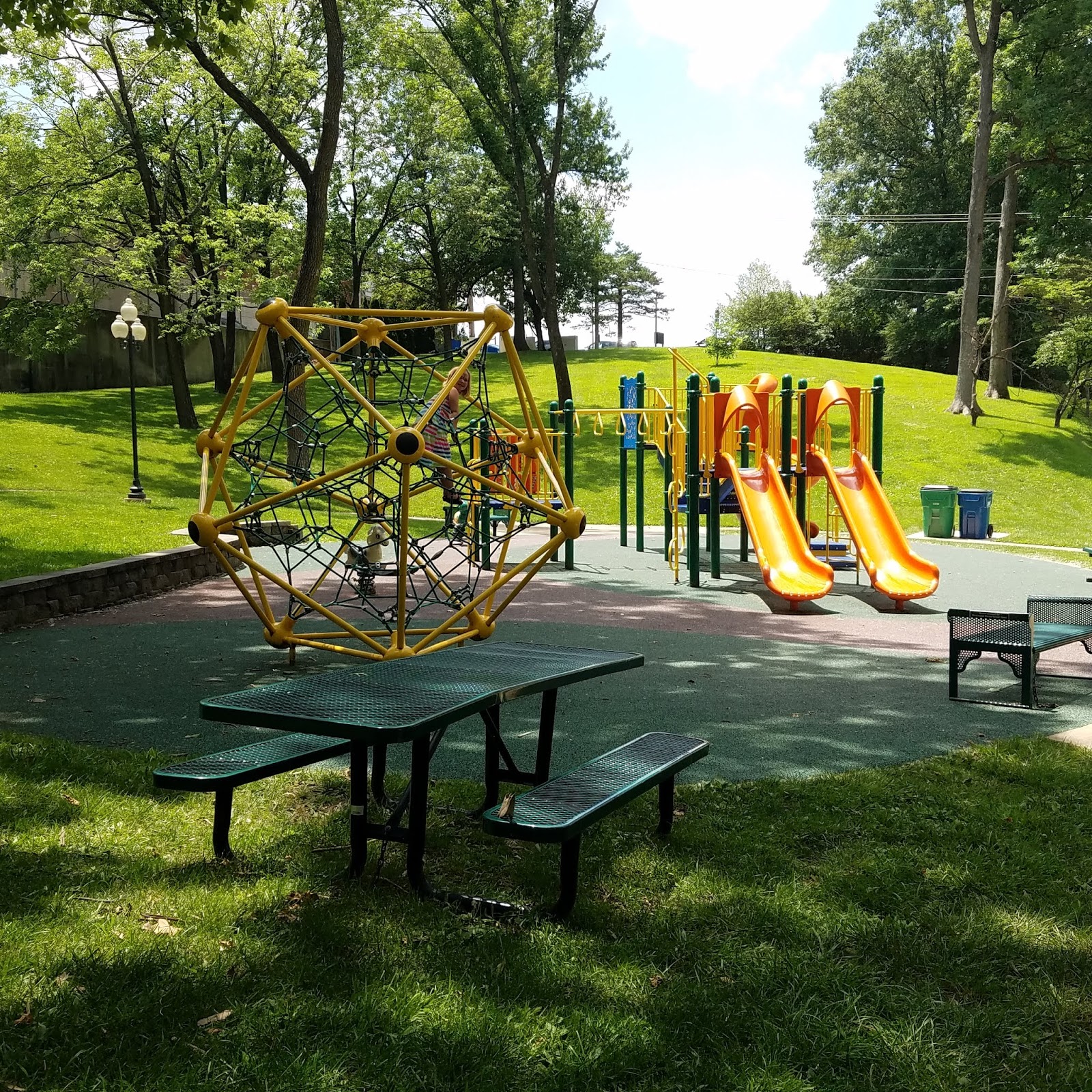 Play St. Louis Royal Oaks Park, Warson Woods