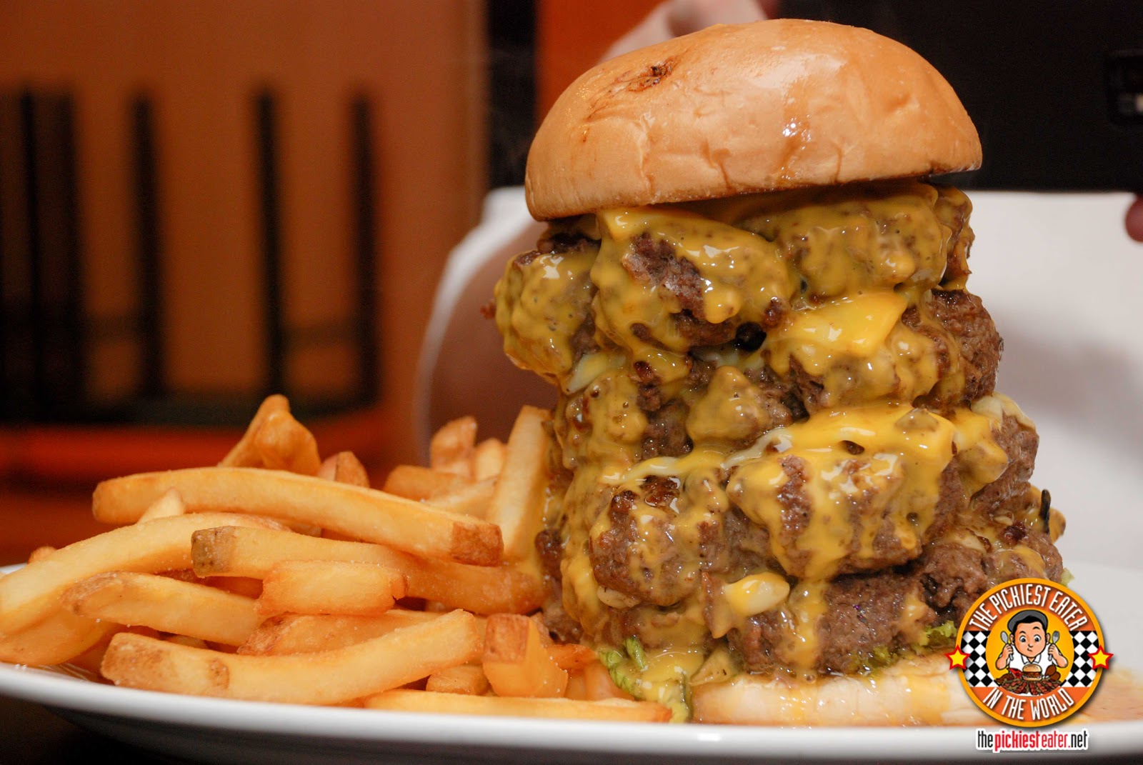 THE PICKIEST EATER IN THE WORLD PRAY FOR MERCY AT ZARKS BURGERS!