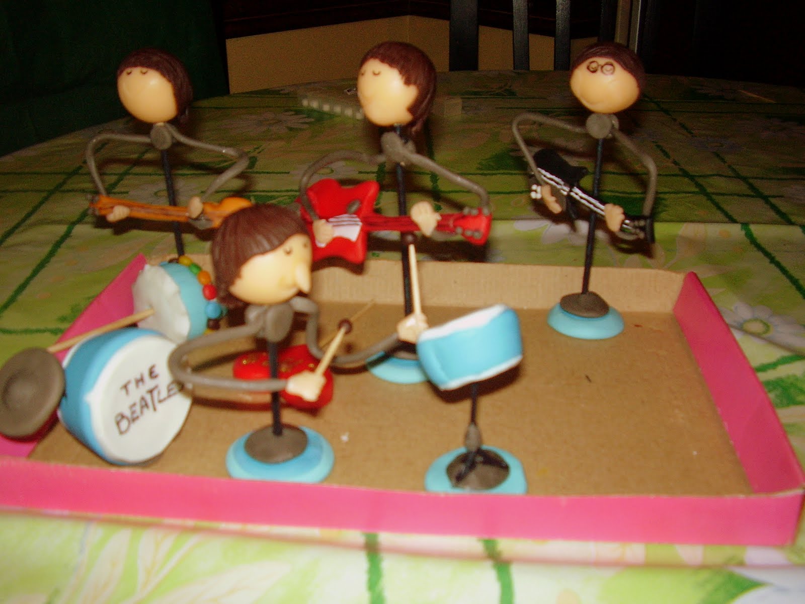 Creaciones Elena Adorno torta The Beatles
