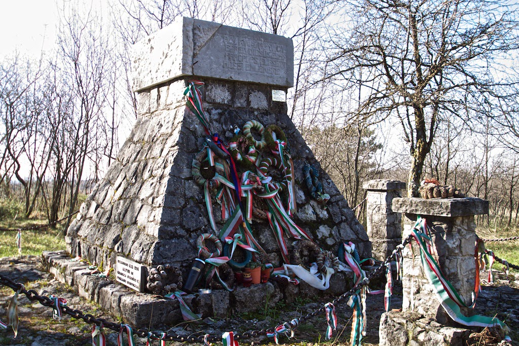 Monumento al 4° Reggimento Honvéd a San Martino del Carso