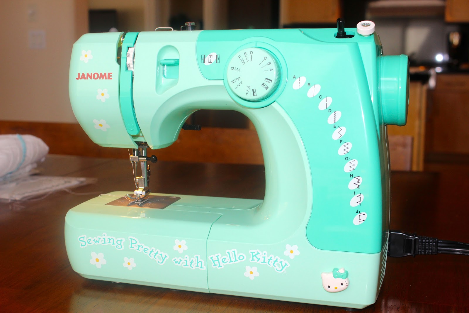 live.faith.homeschool.[sew]. Hello Kitty Janome Review